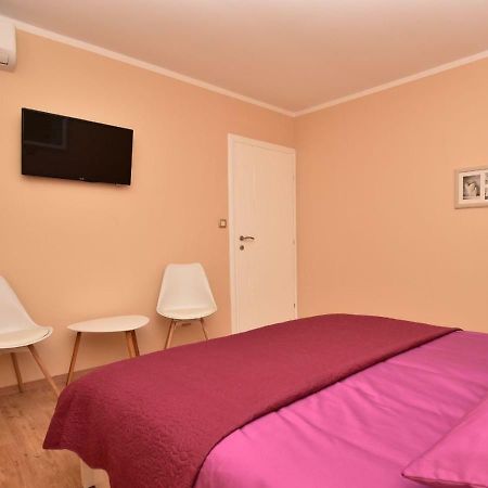 Apartman Mate Luka Макарська Екстер'єр фото